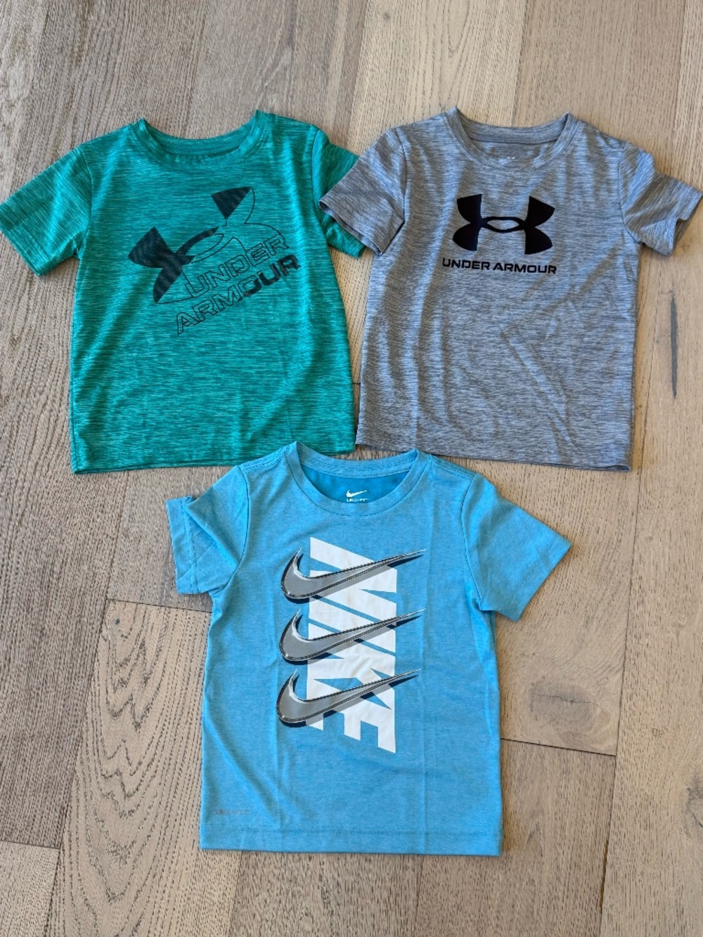Bundle of 3 Performance Shirts – Under Armour & Nike Dri-FIT Size 4T EUC